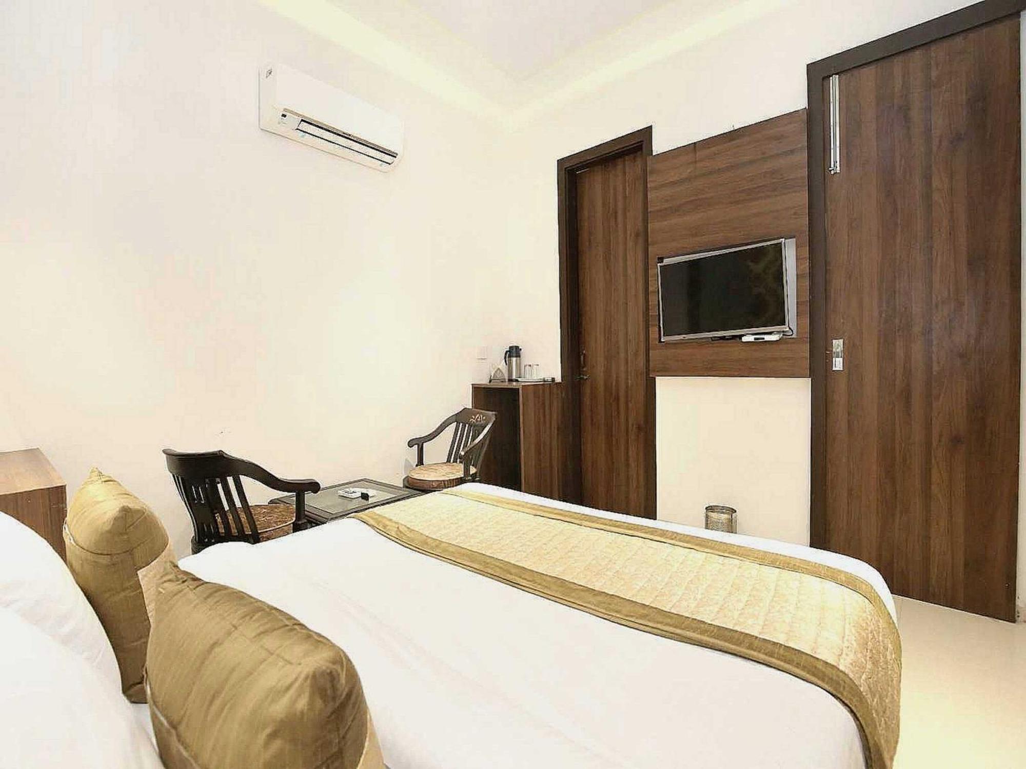 Hotel O Grand Star Amritsar Eksteriør billede
