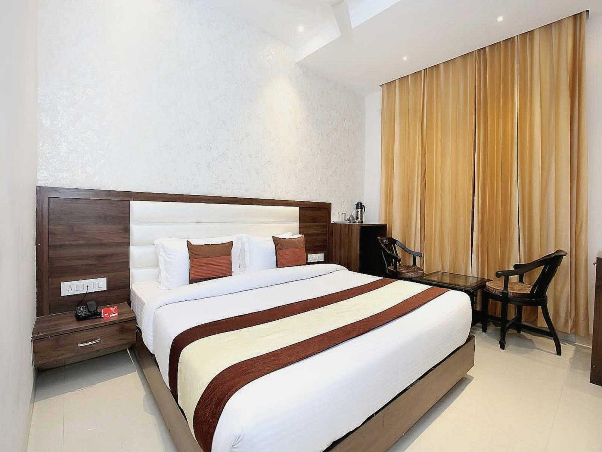 Hotel O Grand Star Amritsar Eksteriør billede